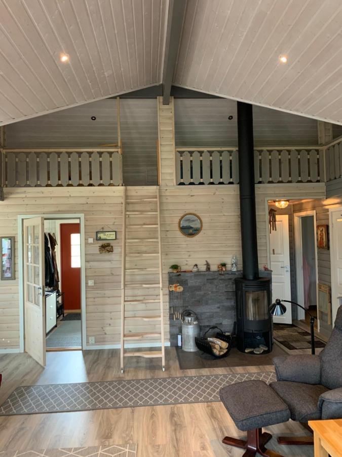 Lykkebo, Skjoldehamnveien 1151, Nygard, Andoy Villa Risoyhamn Kültér fotó